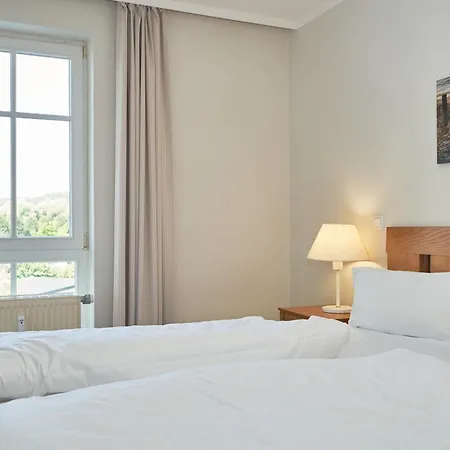 Apartment 330, Seepark *